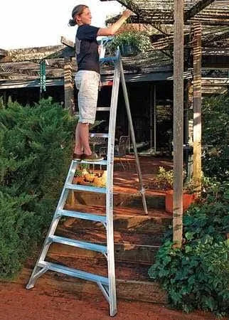 1114H Tripod Orchard Stepladder,14Ft and HSK